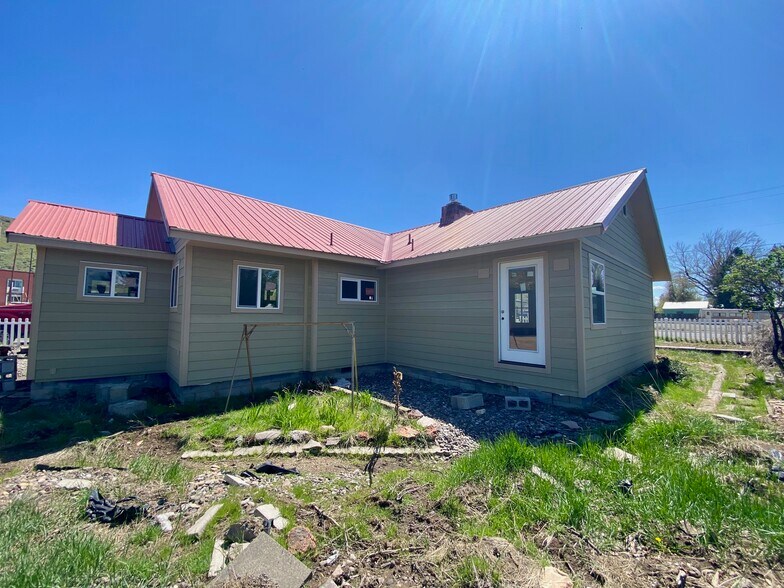 728 N 4th St, Lakeview, OR à vendre - Photo de l’immeuble – Image 2 sur 11