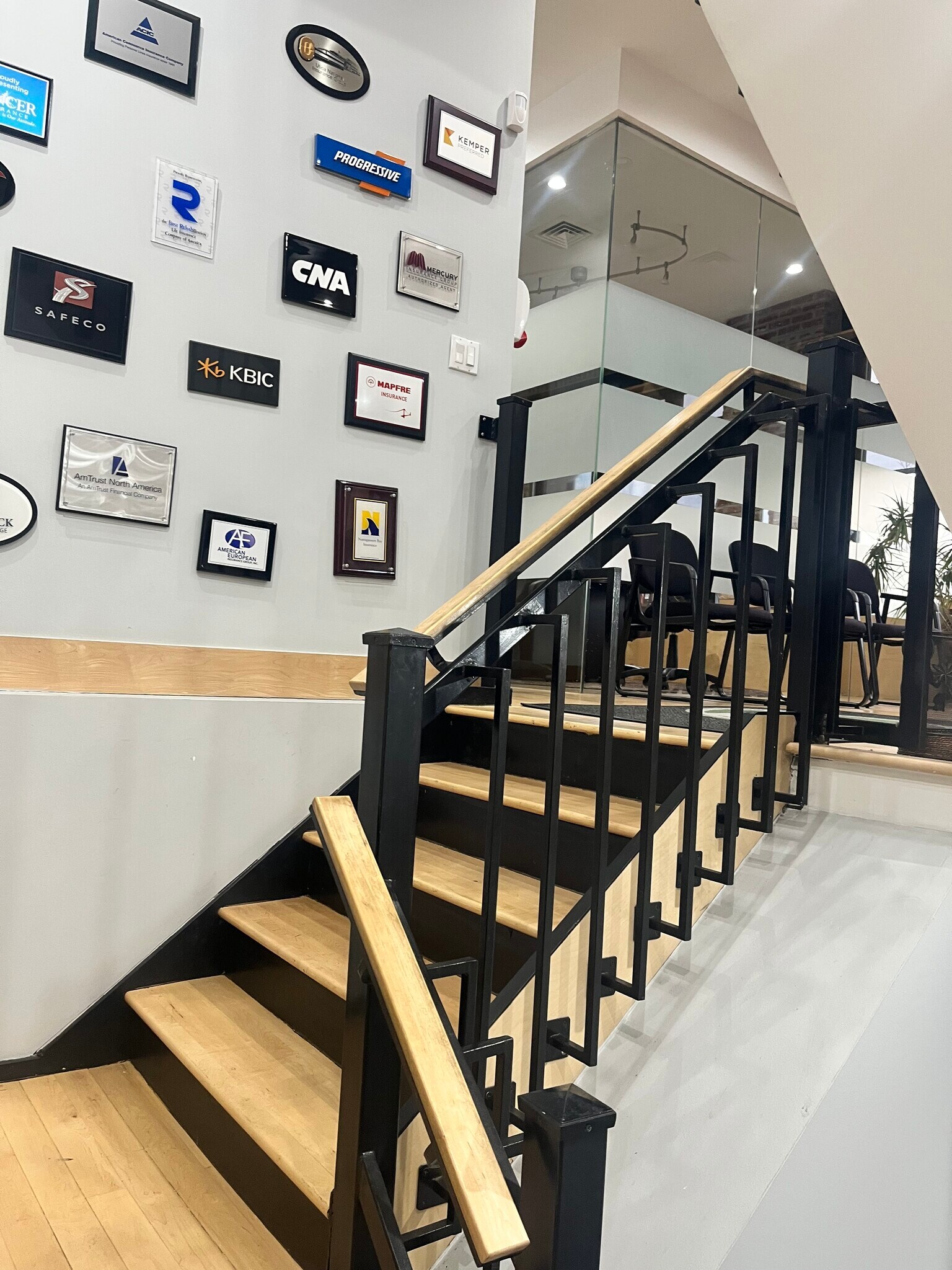 3719 Broadway, Astoria, NY à louer Photo principale– Image 1 sur 12