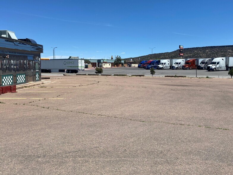 1300 Motel Dr, Milan, NM à louer - Photo de l’immeuble – Image 2 sur 3