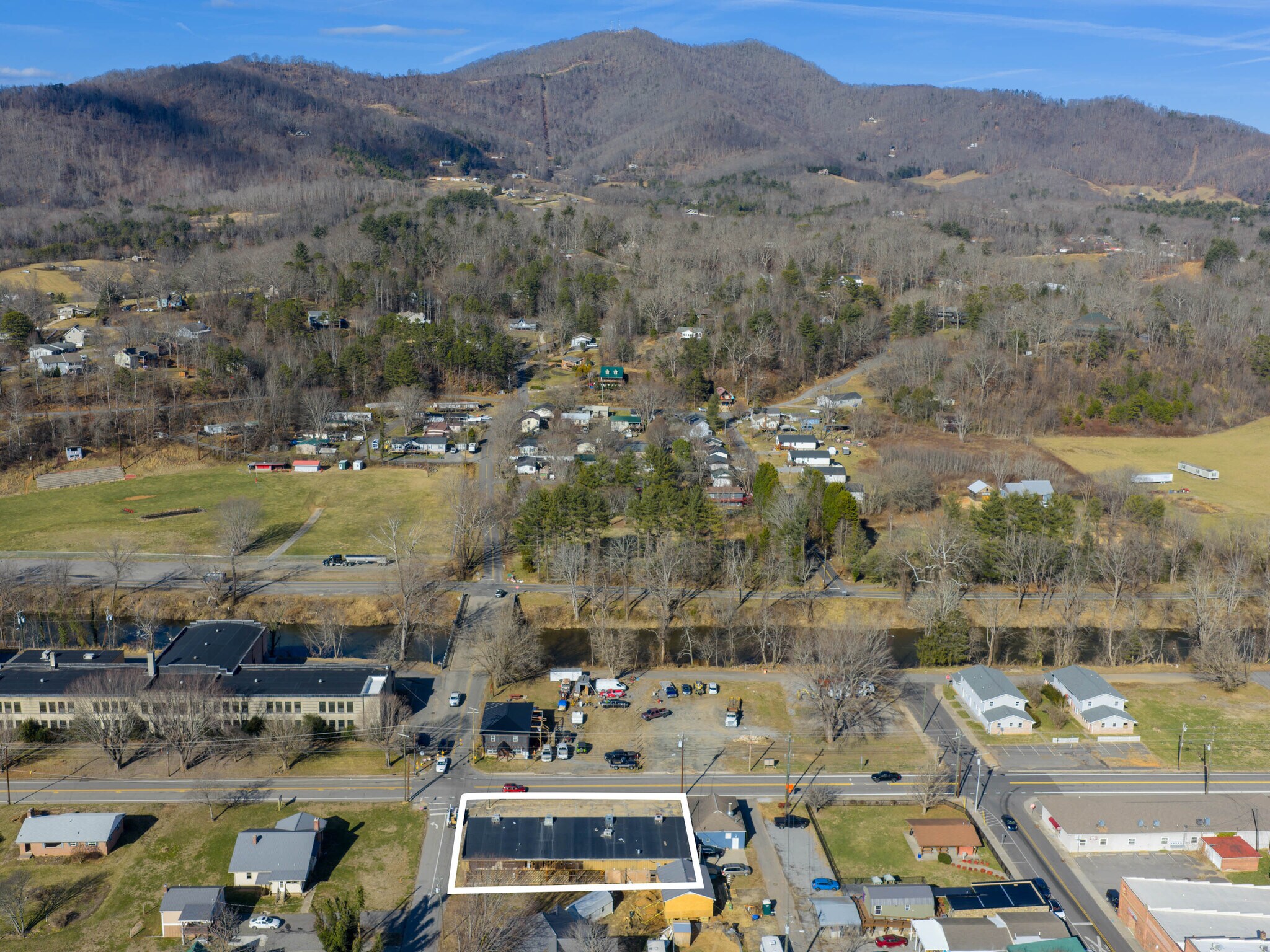 3264 Broad St, Clyde, NC à vendre Photo principale– Image 1 sur 32