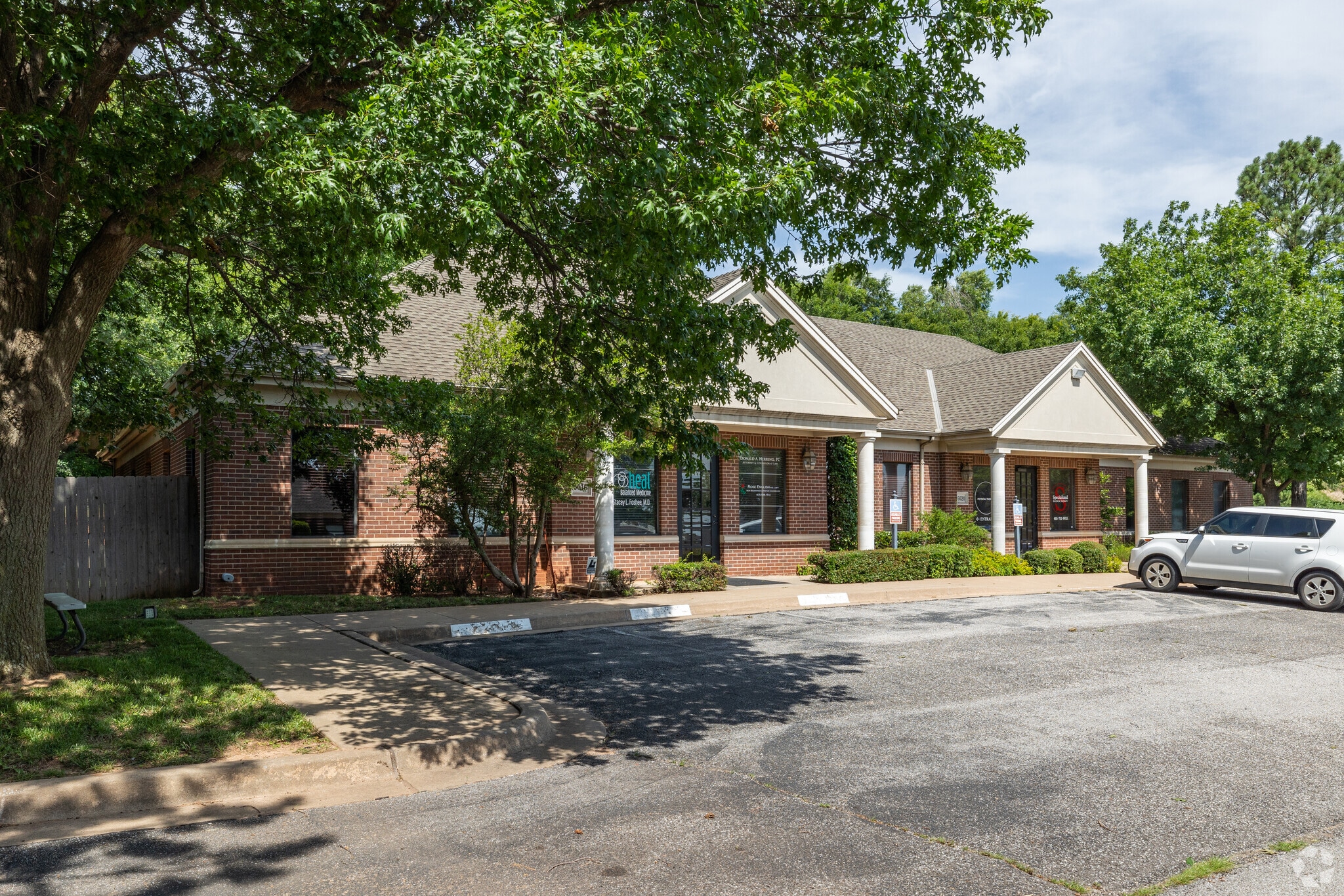6016-6020 NW 120th Ct, Oklahoma City, OK à louer Photo principale– Image 1 sur 38