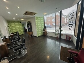 18 Coombe Rd, Kingston Upon Thames à louer Photo intérieure– Image 2 sur 4