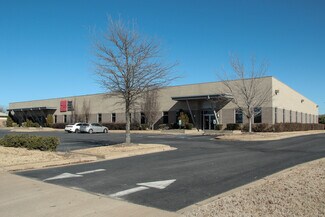 Plus de détails pour 5020 Northshore Dr, North Little Rock, AR - Bureau à vendre