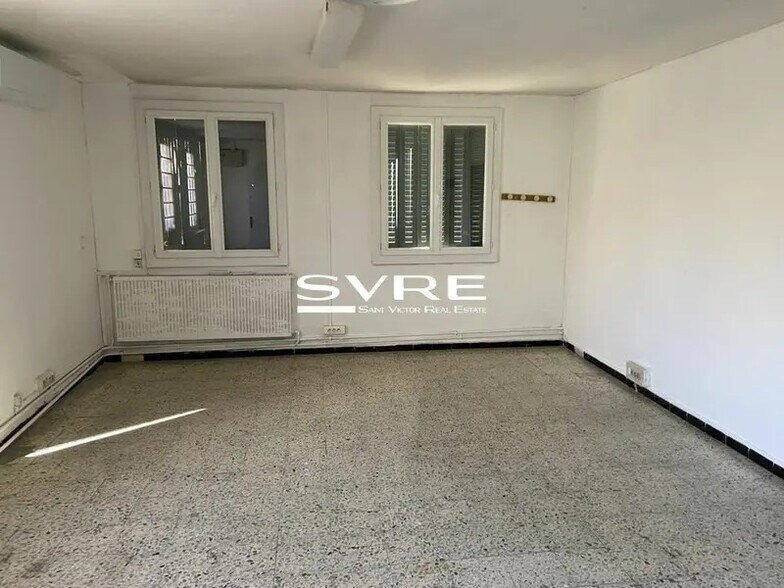 Bureau dans Aubagne à louer - Photo intérieure – Image 2 sur 4