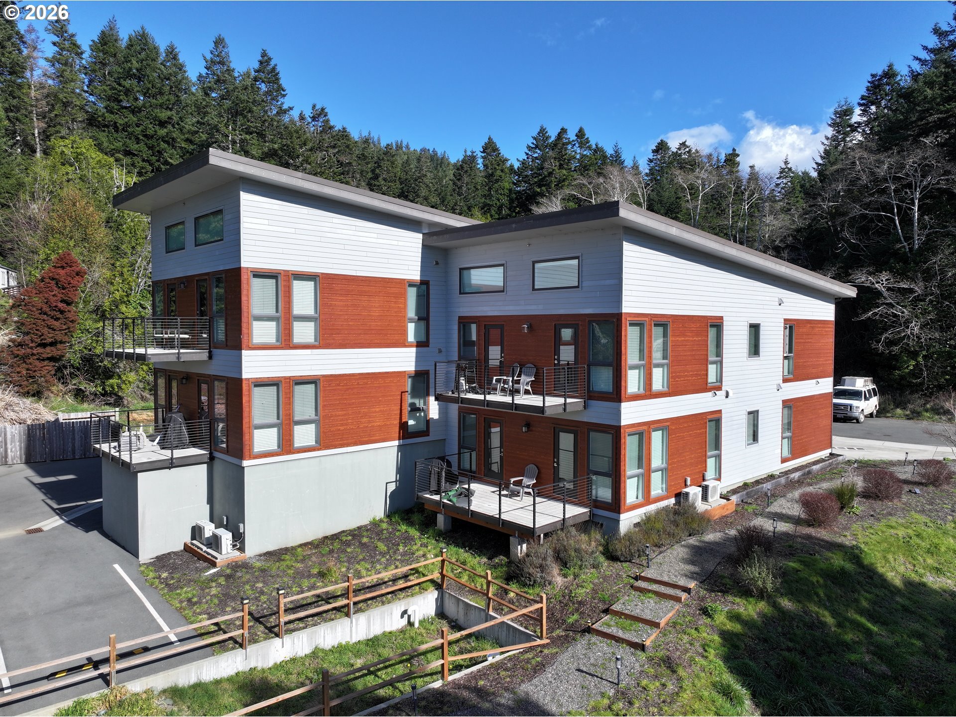94353 Leith Rd, Gold Beach, OR à vendre Photo principale– Image 1 sur 47