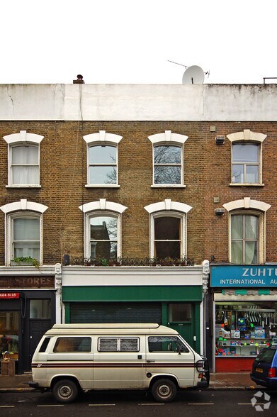 129-129B Newington Green Rd, Londres à vendre - Photo de l’immeuble – Image 2 sur 12