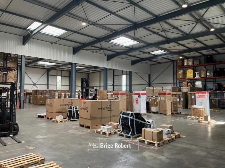 Bureau dans Jonage à louer - Photo intérieure – Image 3 sur 8