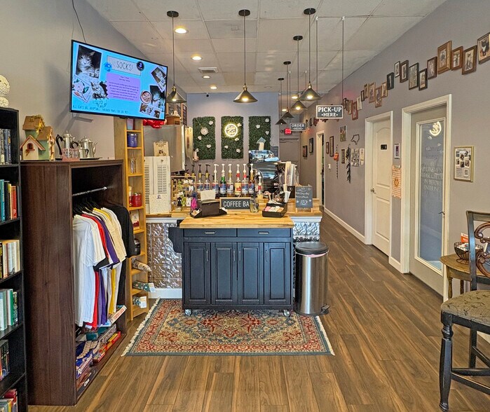 12217-12295 Capital Blvd, Wake Forest, NC à louer - Photo intérieure – Image 2 sur 6