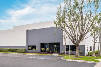 Plus de détails pour 2350 W Artesia Ave, Fullerton, CA - Industriel/Logistique à louer