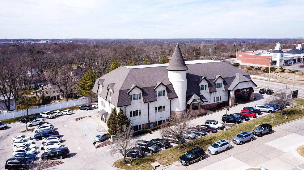 15480 Clayton Rd, Ballwin, MO à louer - Photo de l’immeuble – Image 3 sur 3