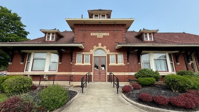 227 W Main St, Springville, NY à vendre - Photo de l’immeuble – Image 2 sur 44
