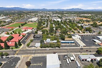 870 Hartnell Ave, Redding, CA - Vue aérienne  vue de carte - Image1