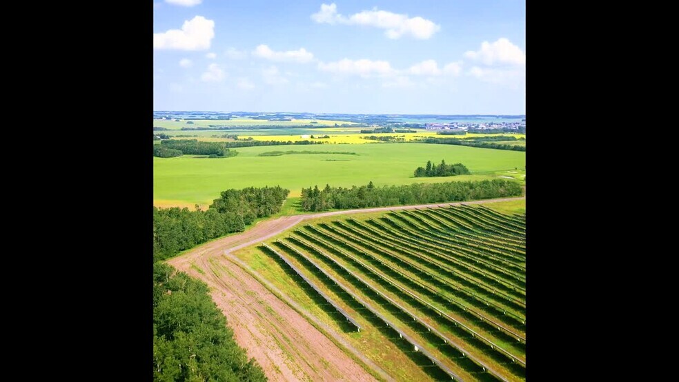 Township 360 RR 283C, Innisfail, AB à vendre - Vidéo sur l’annonce professionnelle – Image 2 sur 13