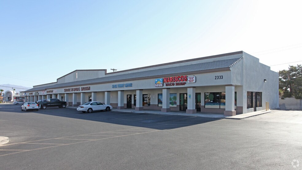 2333-2339 N Jones Blvd, Las Vegas, NV à louer - Photo principale – Image 1 sur 6