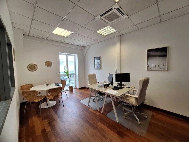Plus de détails pour Bureau à louer