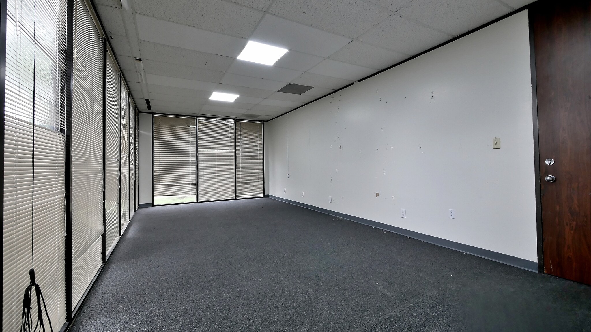 800 Tully Rd, Houston, TX à louer Photo intérieure– Image 1 sur 3