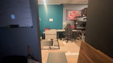 501 E Gadsden St, Pensacola, FL à louer - Vidéo sur l’annonce professionnelle