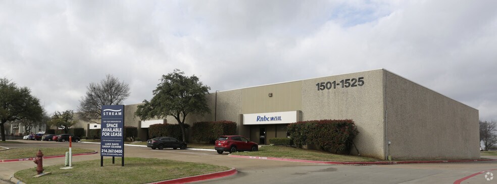 1501-1525 Greenview Dr, Grand Prairie, TX à louer - Photo principale – Image 1 sur 13