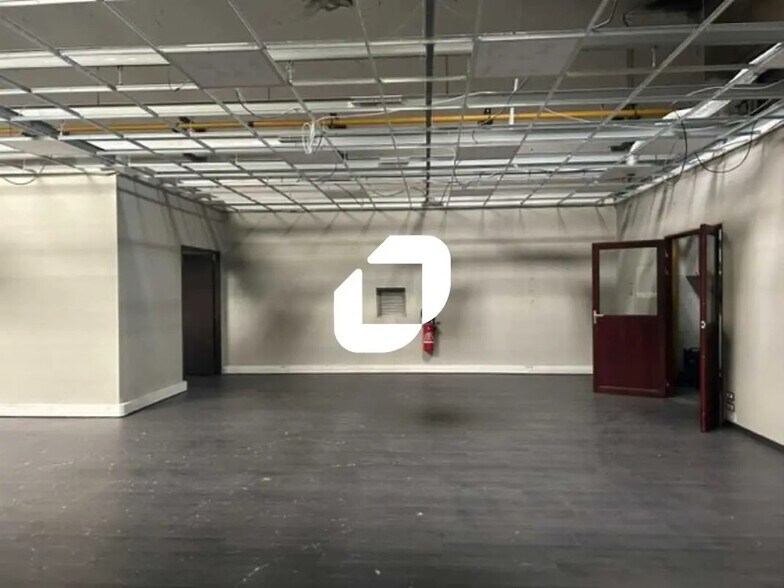 Bureau dans SAINT-OUEN-L'AUMONE à louer - Photo de l’immeuble – Image 3 sur 13