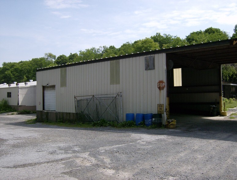 55 Woodruff St, Walden, NY à vendre - Photo de l’immeuble – Image 3 sur 30