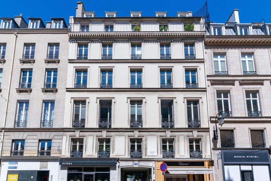72 Rue Du Faubourg Saint-Honoré, Paris à louer - Photo de l’immeuble – Image 1 sur 5