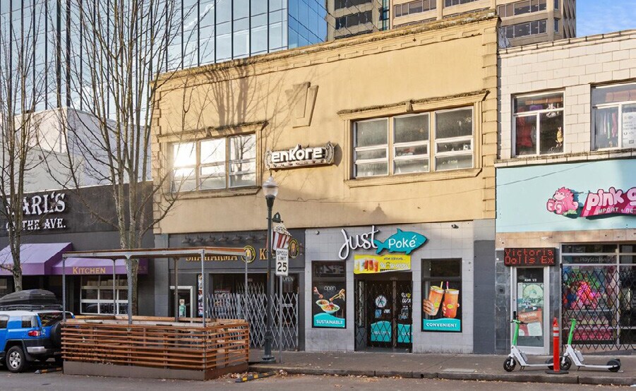 4339 University Way NE, Seattle, WA à vendre - Photo de l’immeuble – Image 3 sur 6