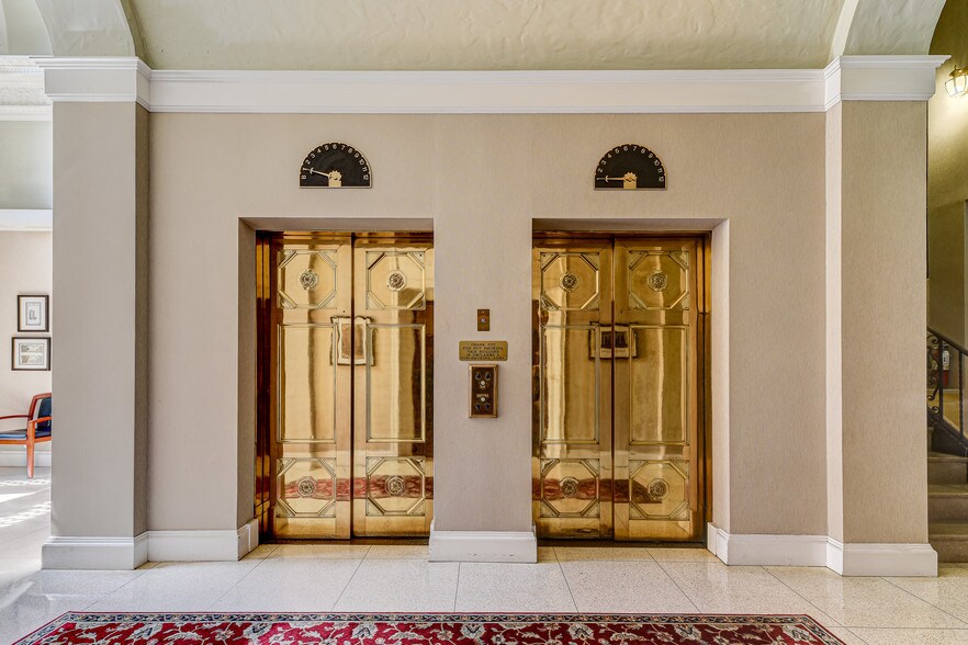 200 N Laura St, Jacksonville, FL à louer - Hall d’entrée – Image 3 sur 7