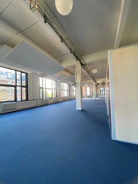 62 Boulevard Davout, Paris à louer - Photo de l’immeuble – Image 3 sur 5