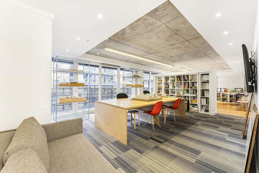 2-10 Hertford Rd, Londres à vendre - Photo intérieure – Image 1 sur 27