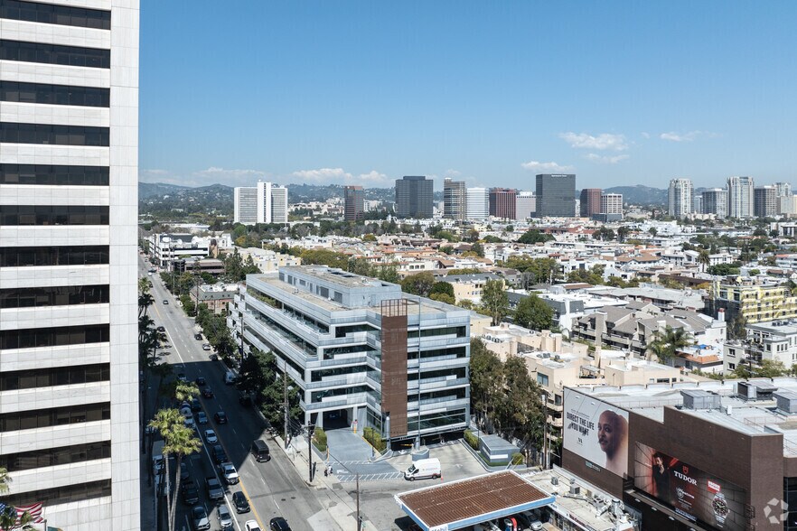 1640 S Sepulveda Blvd, Los Angeles, CA à louer - Photo de l’immeuble – Image 3 sur 25