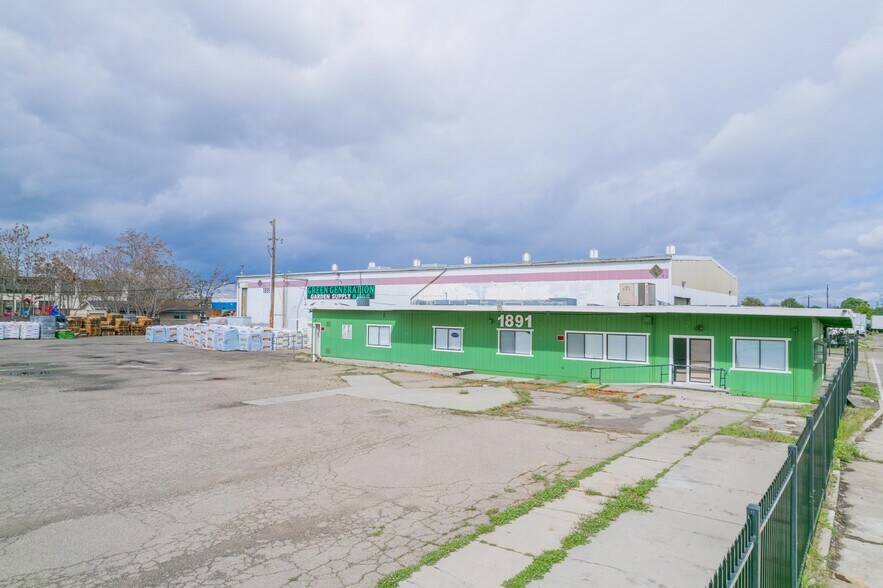 1891 Market St, Stockton, CA à vendre - Photo de l’immeuble – Image 2 sur 15