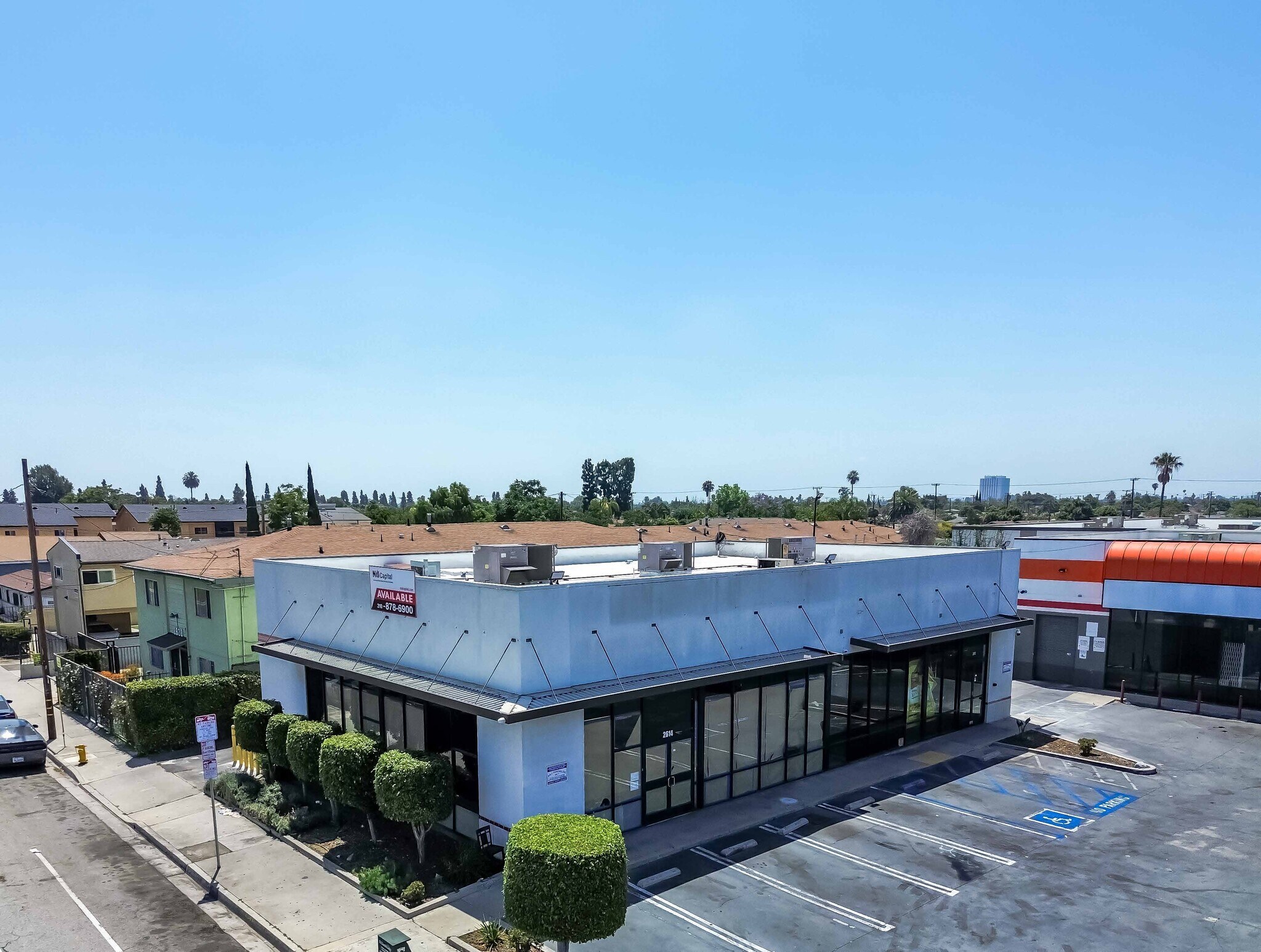 2614 N Wilmington Ave, Compton, CA à vendre Photo de l’immeuble– Image 1 sur 5