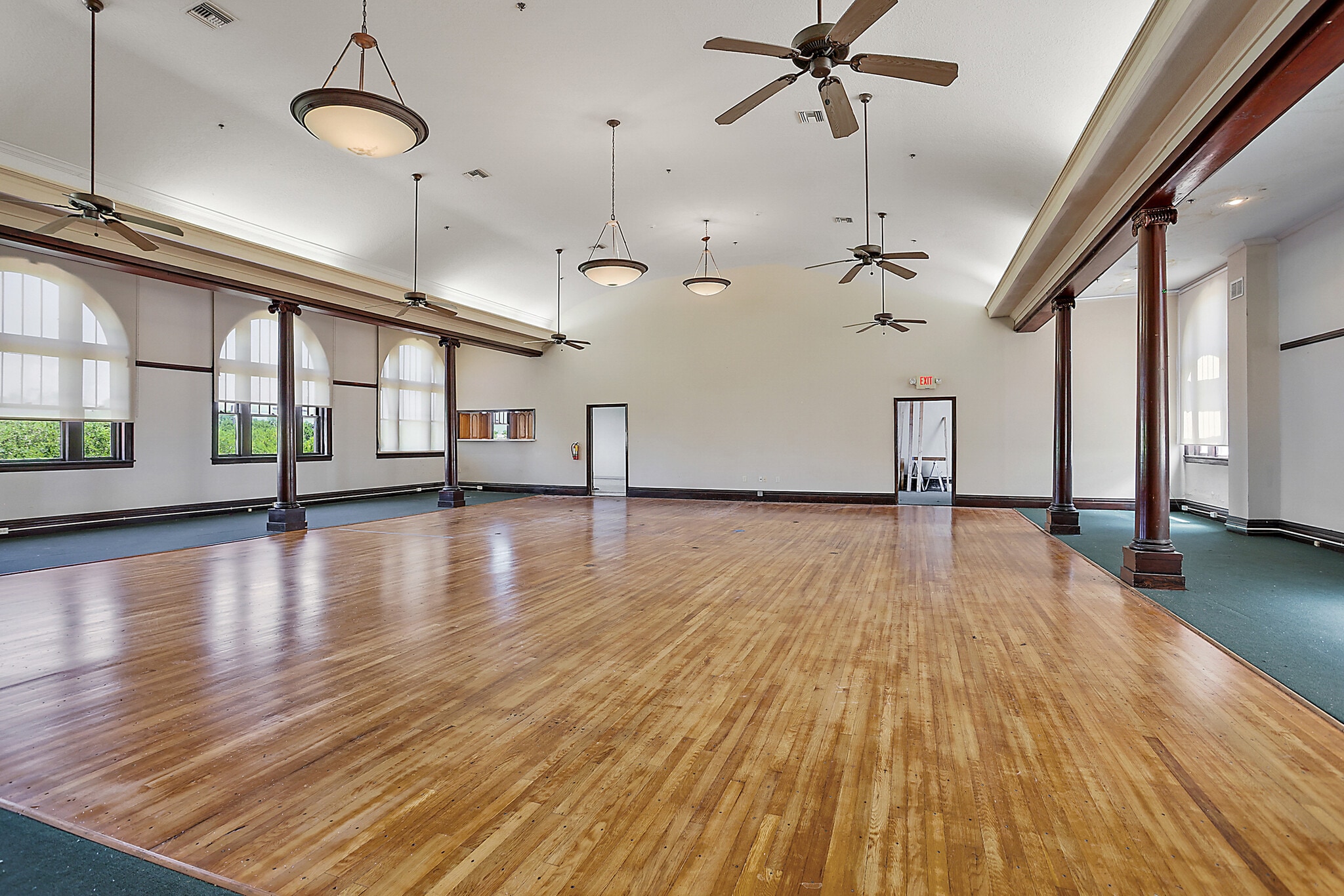 410 W Main St, Leesburg, FL à louer Photo intérieure– Image 1 sur 9