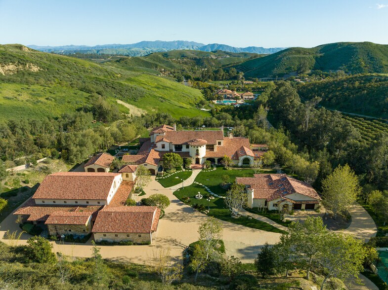 6914 Solano Verde Dr, Somis, CA à vendre - Photo de l’immeuble – Image 3 sur 30