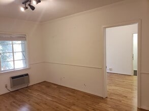 9157-9163 W Sunset Blvd, West Hollywood, CA à louer Photo intérieure– Image 2 sur 3