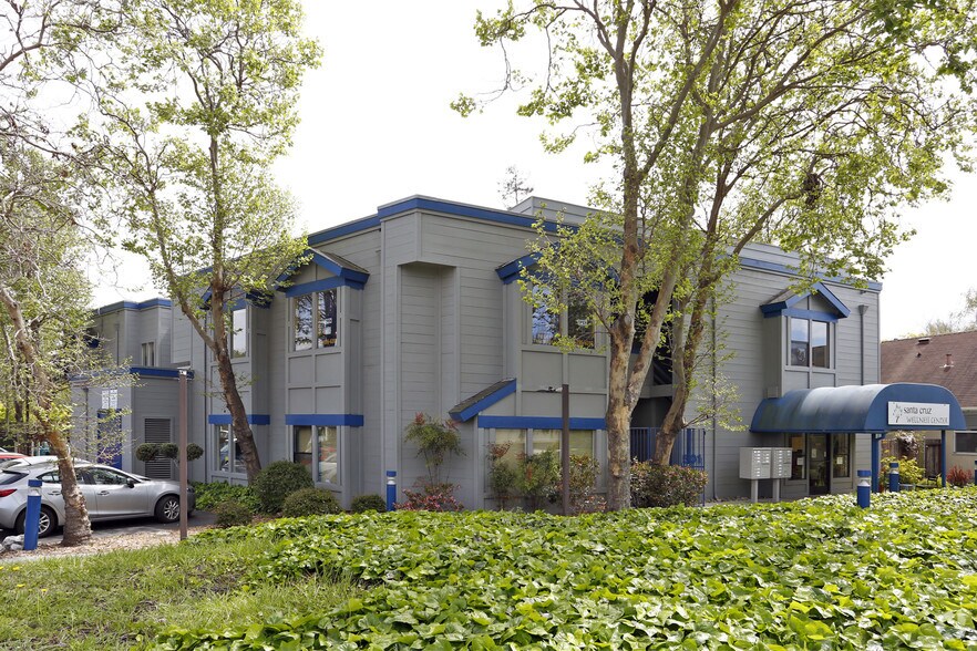 501 Mission St, Santa Cruz, CA à louer - Photo de l’immeuble – Image 1 sur 6