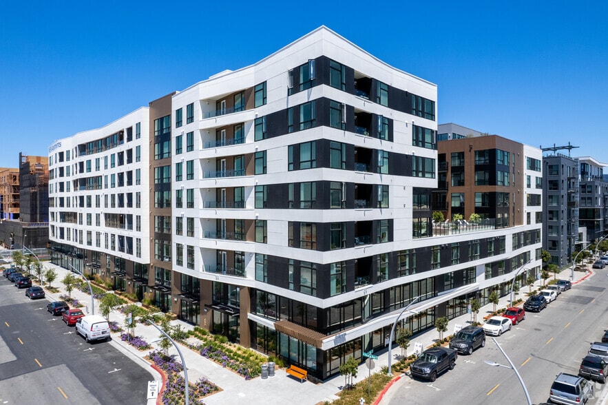 219 9th Ave, Oakland, CA à louer - Photo principale – Image 1 sur 92