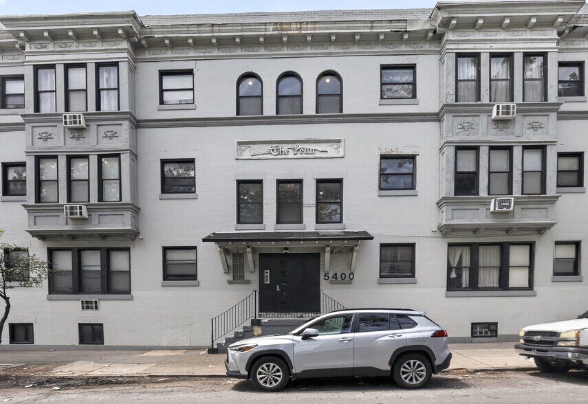5400 Walnut St, Philadelphia, PA à vendre - Photo de l’immeuble – Image 2 sur 10