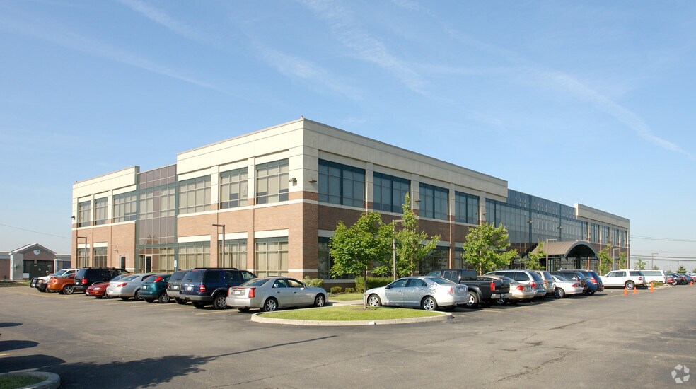600 Airborne Pky, Cheektowaga, NY à louer - Photo de l’immeuble – Image 3 sur 42