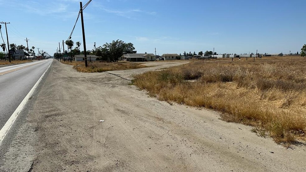 2310 Taft Hwy, Bakersfield, CA à vendre - Photo de l’immeuble – Image 3 sur 11