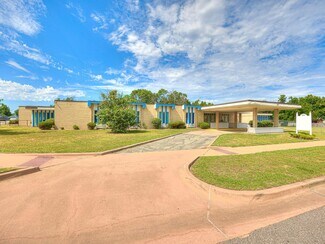 Plus de détails pour 901 NW 25th St, Oklahoma City, OK - Santé à vendre