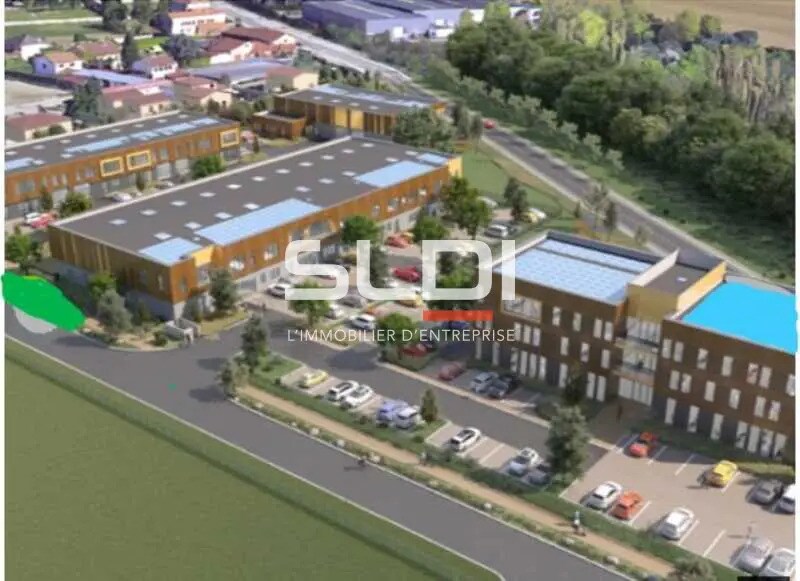 Local d’activités dans La Boisse à louer - Photo de l’immeuble – Image 1 sur 5