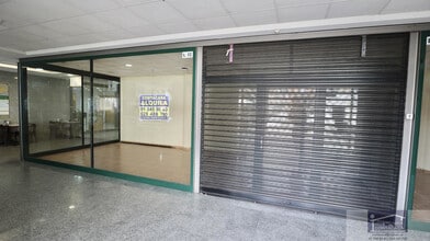 Local commercial dans Colmenar Viejo, Madrid à louer Photo intérieure– Image 2 sur 4