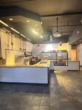 918 SW Yamhill St, Portland, OR à louer Photo intérieure– Image 2 sur 4