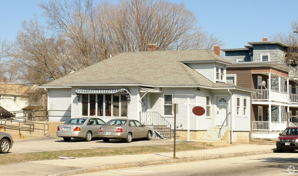 254 Beech St, Manchester, NH à louer - Photo principale – Image 1 sur 9