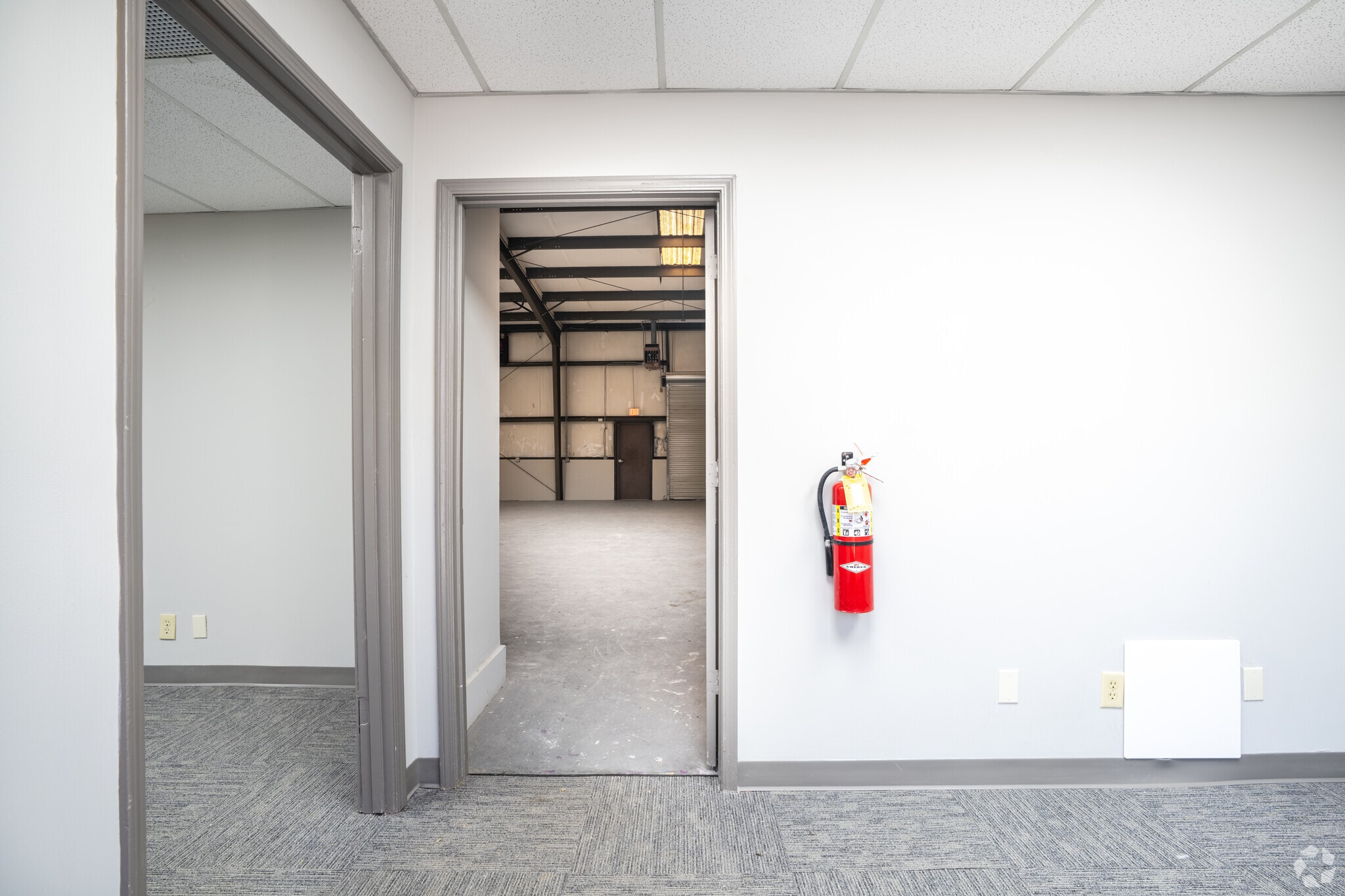 2970 Ask Kay Dr SE, Smyrna, GA à louer Hall d’entrée– Image 1 sur 11