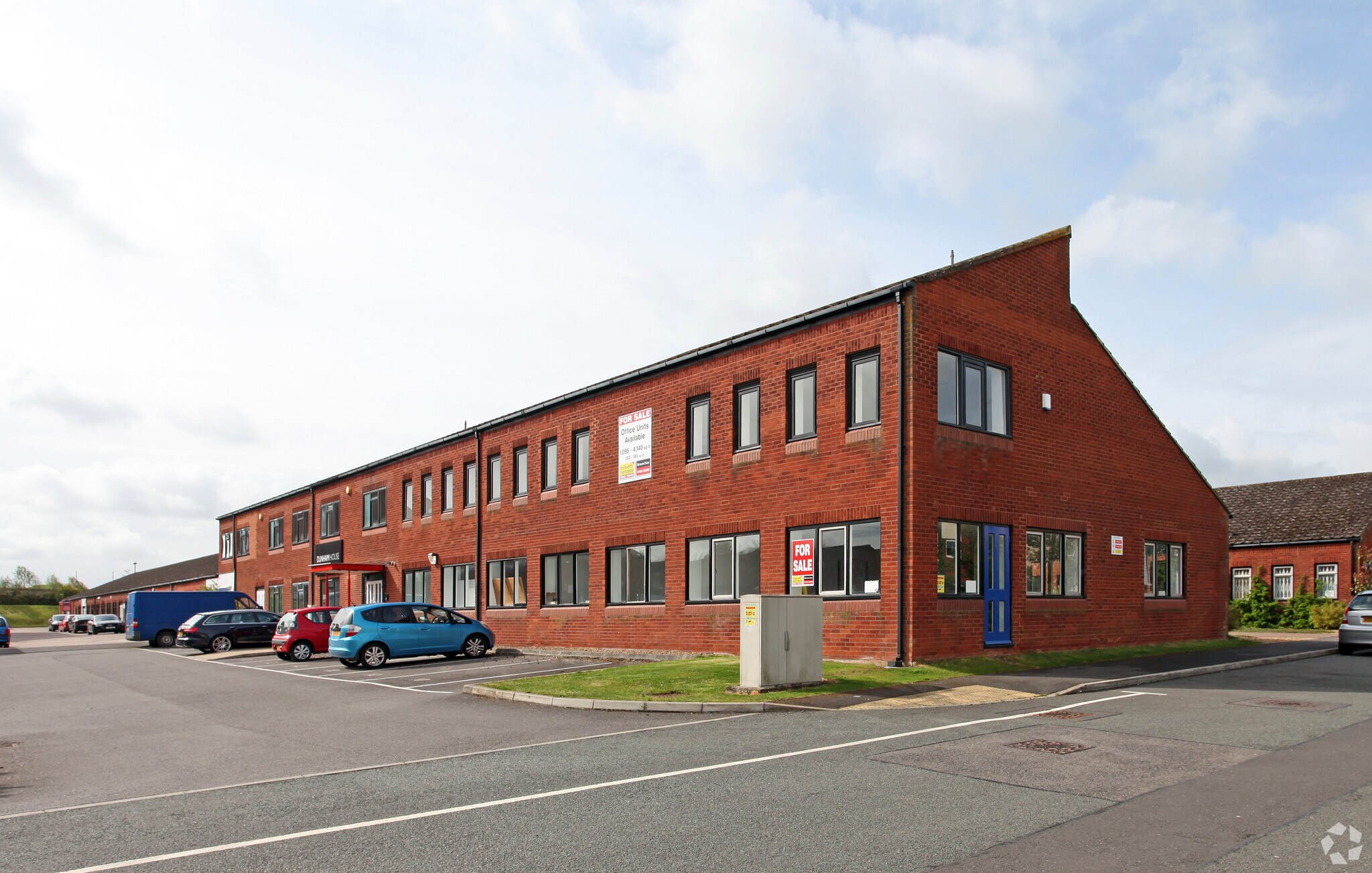 Walker Ave, Milton Keynes à vendre Photo principale– Image 1 sur 9