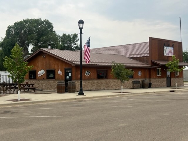 22 Main St W, Dunn Center, ND à vendre - Photo de l’immeuble – Image 2 sur 19