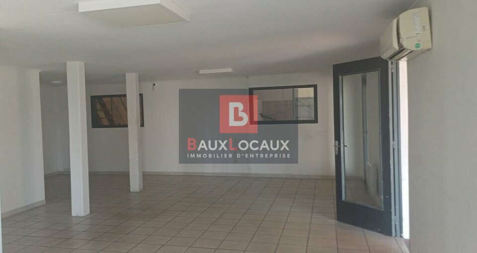 Local d’activités dans Saint-Gilles à louer - Photo intérieure – Image 3 sur 9