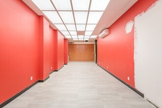 5501-5509 Av De Monkland, Montréal, QC à louer Photo intérieure– Image 2 sur 4